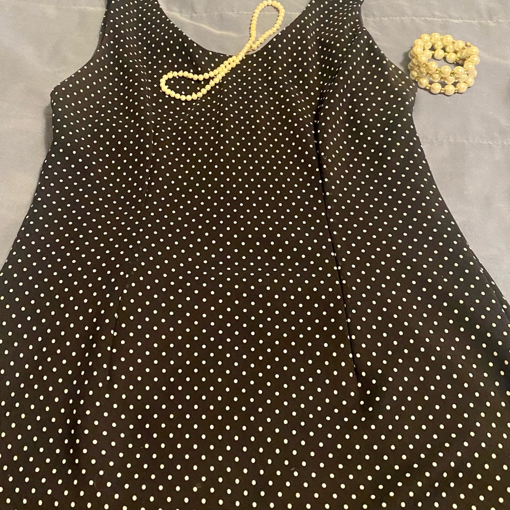 Petite sheath dress, sheer with lining, by Madison Leigh. - Picture 6 of 11